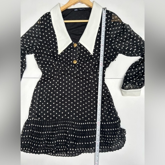 ZARA bloggers favourite Poka Dot Mini Dress With Gold Button black white - Picture 13 of 15